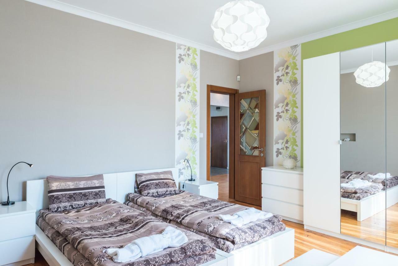 Top Center Sofialuxrentals Patriarh Evtimiy Apartment - Free Parking Exterior photo