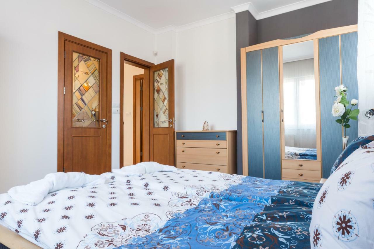 Top Center Sofialuxrentals Patriarh Evtimiy Apartment - Free Parking Exterior photo